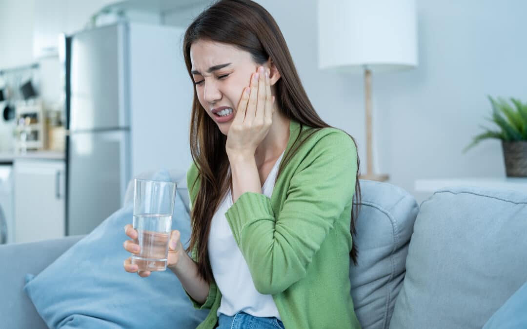 What Are the Early Signs of an Infected Tooth?