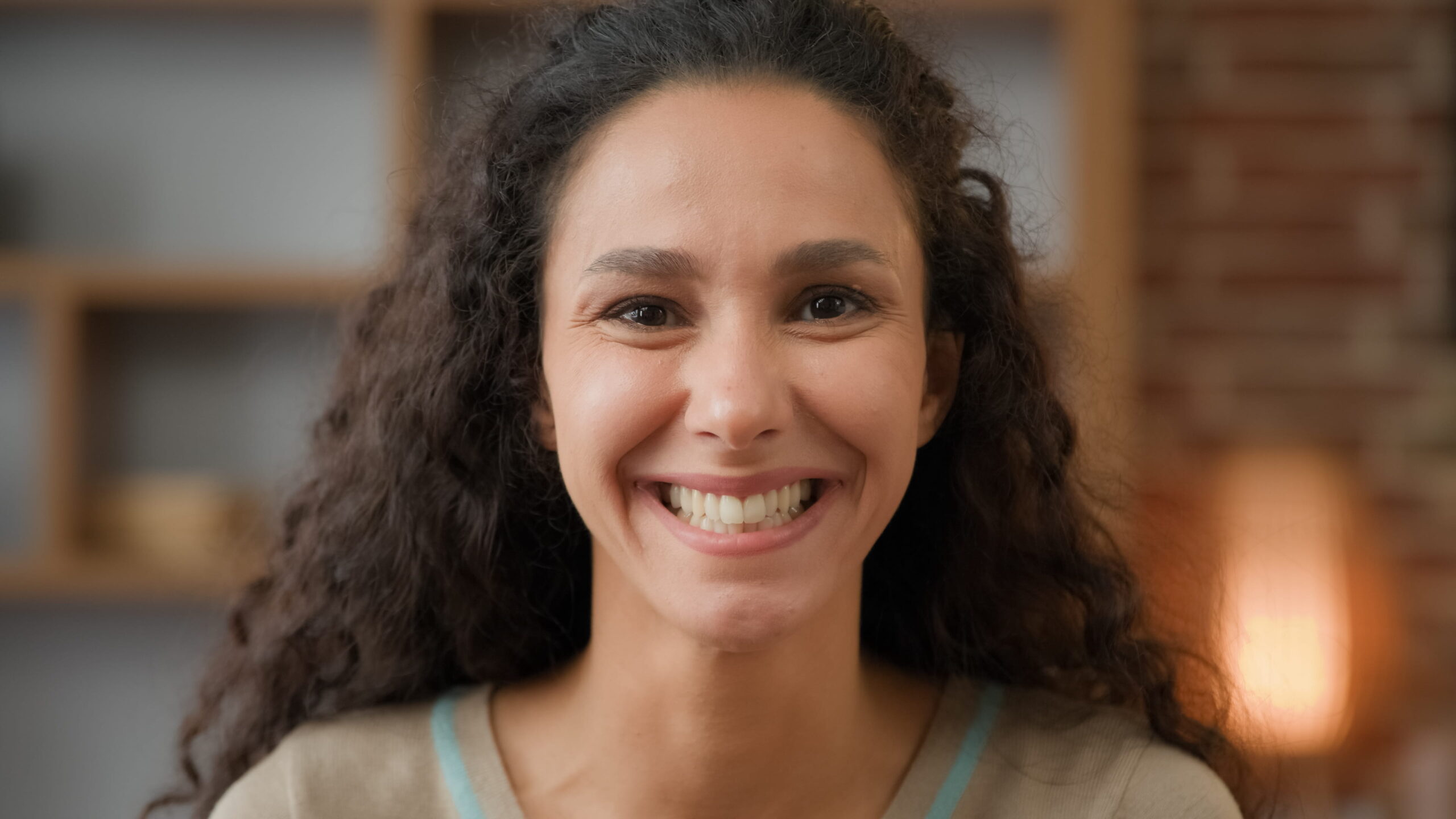 Fixing a Chipped Tooth with Cosmetic Solutions